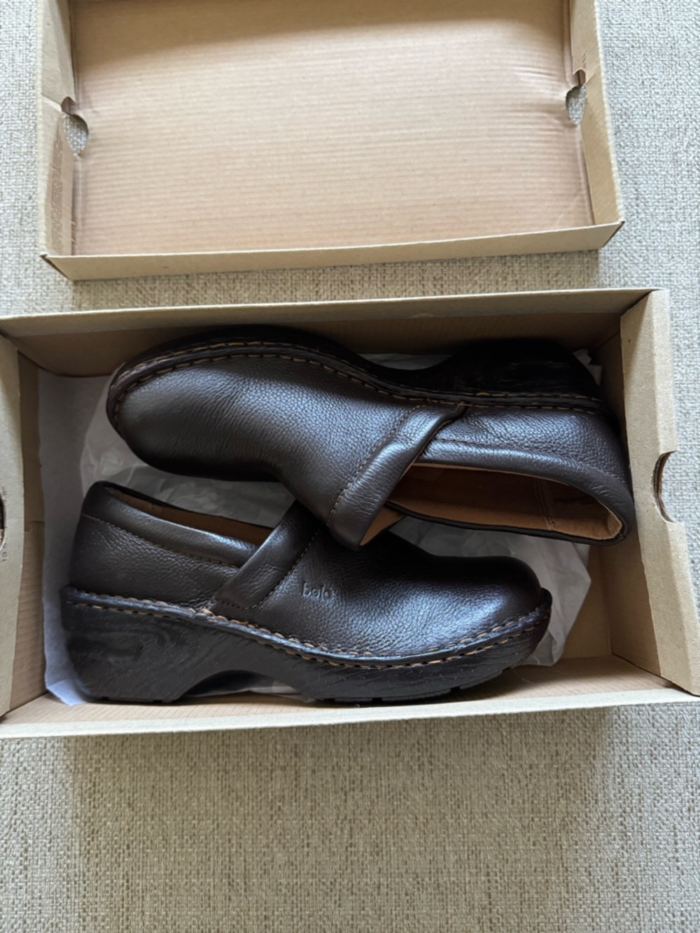 Bolo women’s Brown Leather Clog Shoes